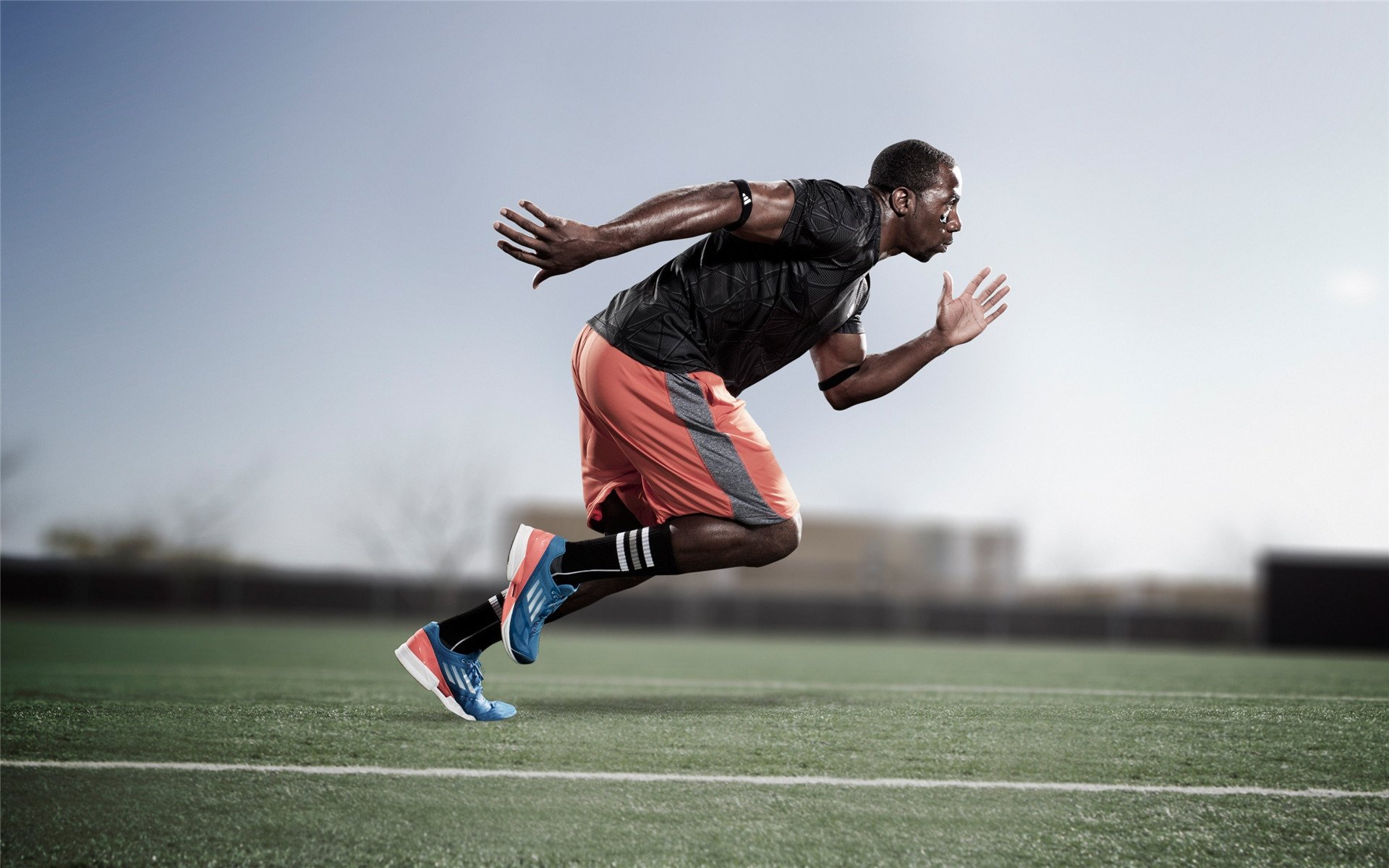 米乐中国平台-领先优势明显引发热议！，内马尔在G2比赛中最后时刻胜出全场沸腾不已